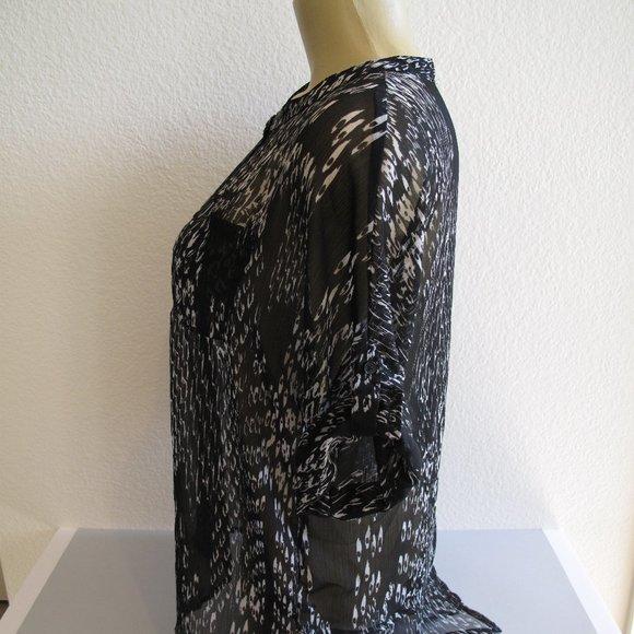 EXPRESS Black and White Chiffon Blouse - Picture 9 of 14